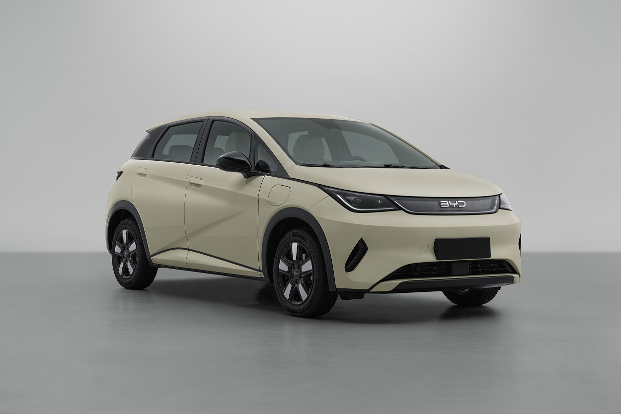 比亚迪新款秦 PLUS / 海豚 / 海豹 05 完成申报，采用全新设计语言