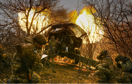 外媒:俄军反攻几乎将库尔斯克乌军一分为二,乌军士兵面临被包围风险