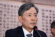 韩媒：涉“内乱罪”被紧急逮捕的韩警察厅厅长因健康状况恶化被送医