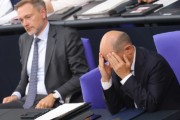 德国总理朔尔茨解雇财政部长林德纳 执政联盟陷入混乱